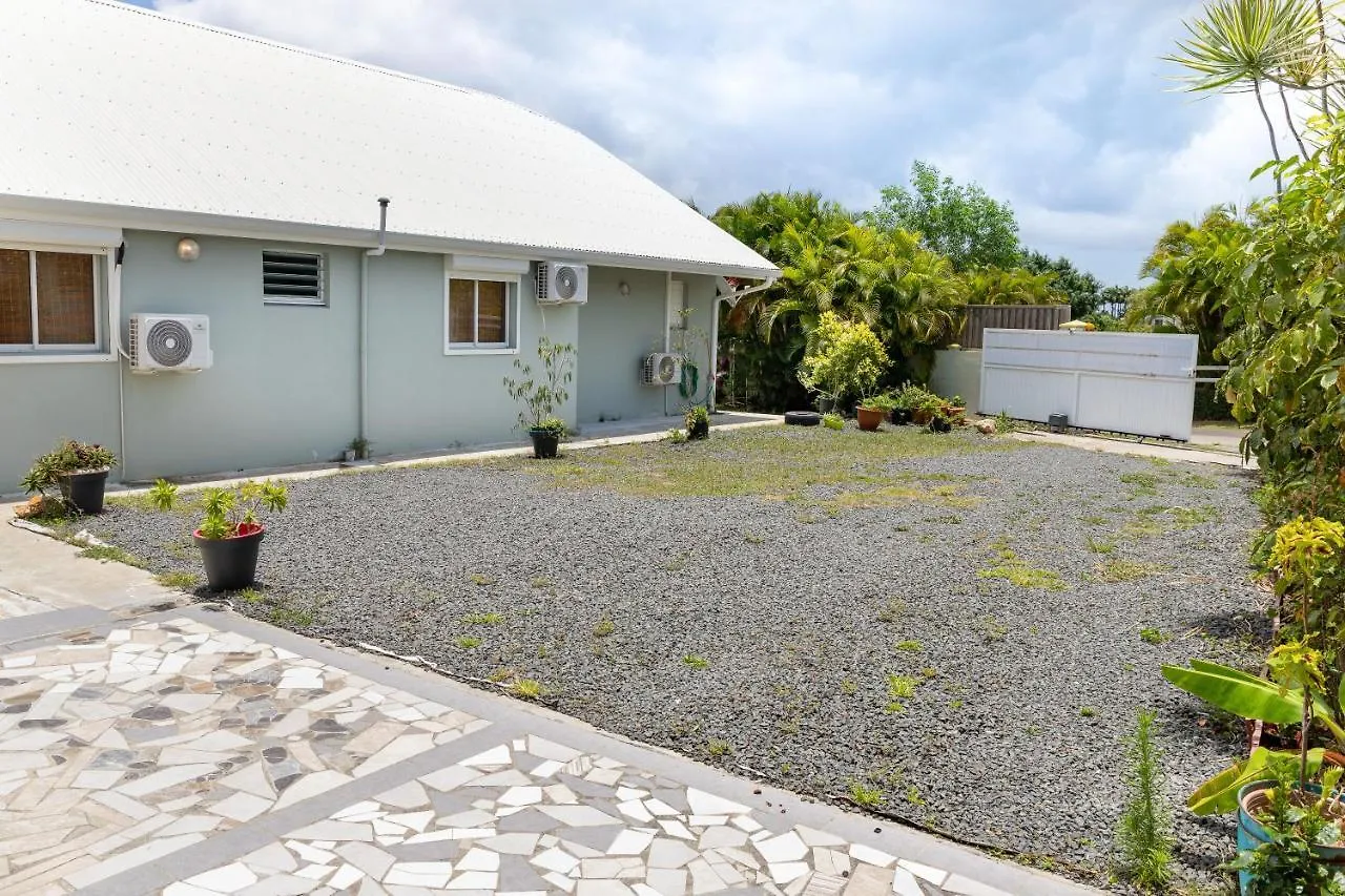 Villa L'Artist En Bord De Mer Avec Piscine Privee Sainte-Rose 0*,